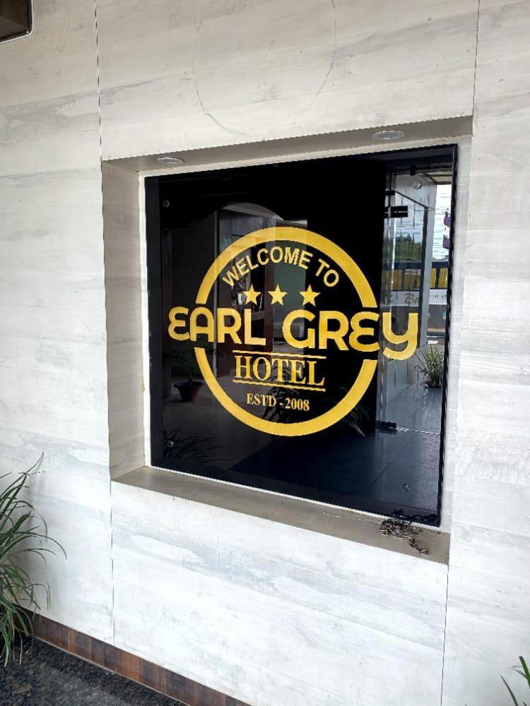 Hotel Earl Grey Jorhāt Kültér fotó